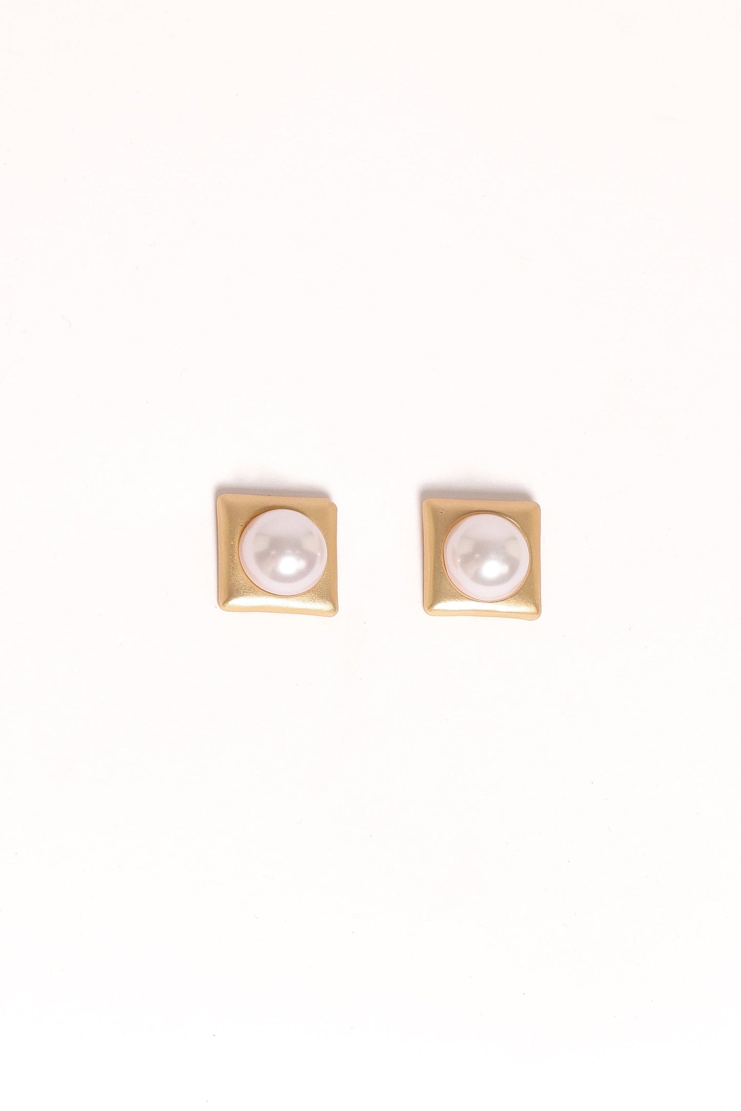Kimmy Pearl Earrings - Gold