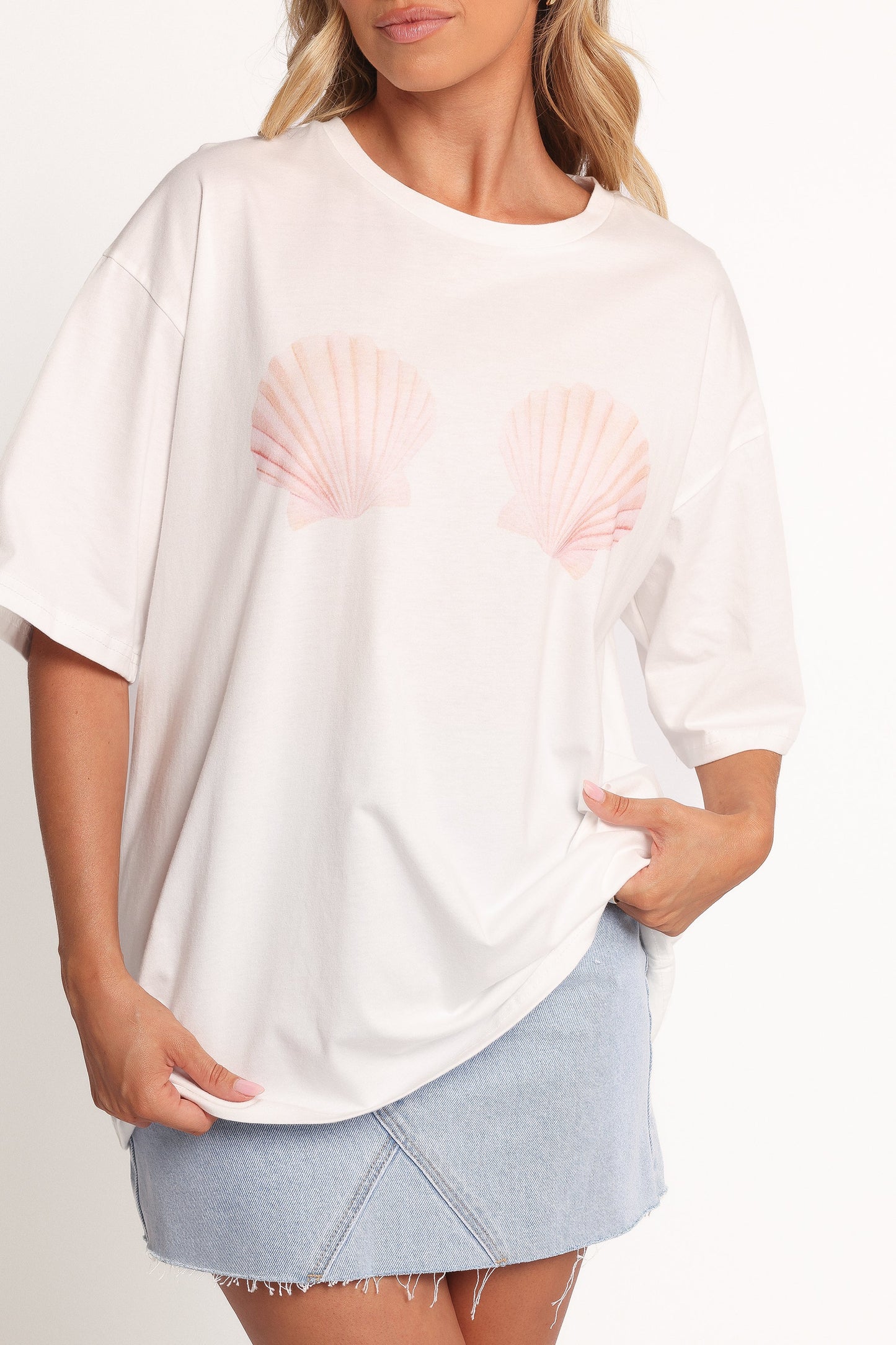 Sammie Graphic Tee - White